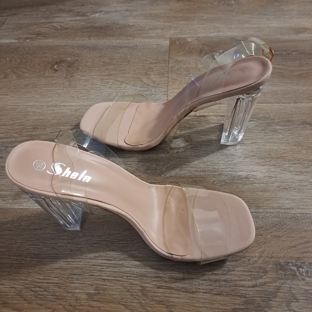 Sheln Cinderella Plexi Glass Slipper Shoes Beige Sole Gold Buckle Women Size 10